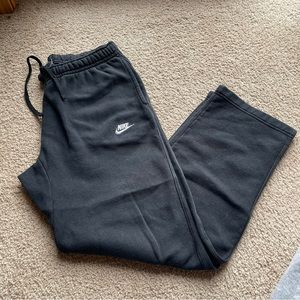 Nike Sweatpants